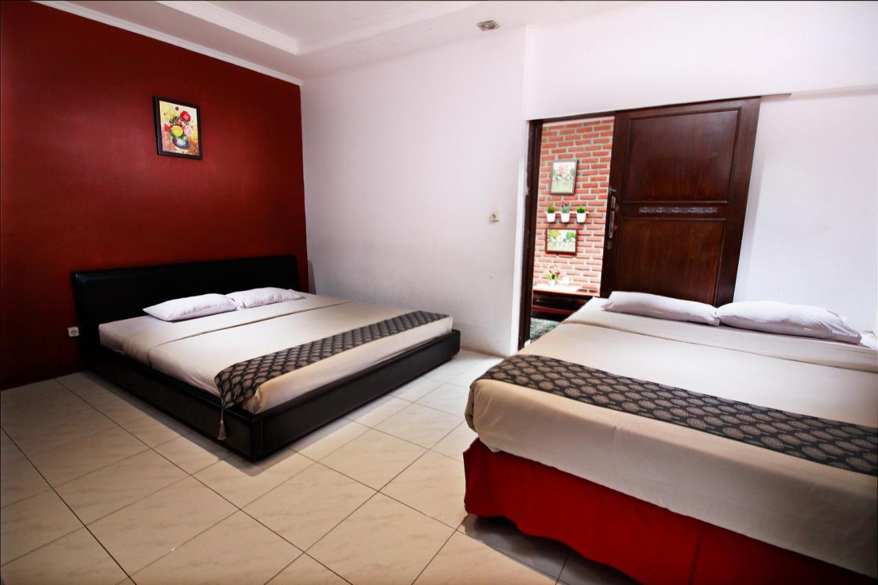 Fora Guest House Taman Lingkar Bandung Esterno foto