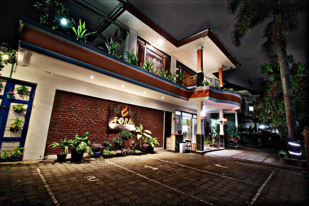 Fora Guest House Taman Lingkar Bandung Esterno foto