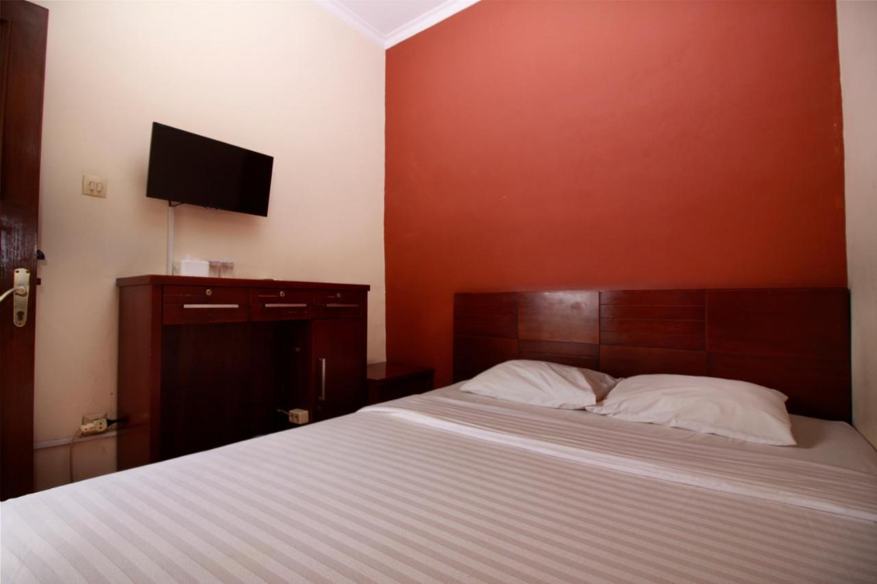 Fora Guest House Taman Lingkar Bandung Esterno foto
